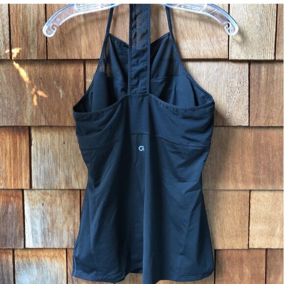 EUC Gap Breathe Two Tanks Grey/White Stripe & Solid Black in Women's Large - Picture 11 of 11